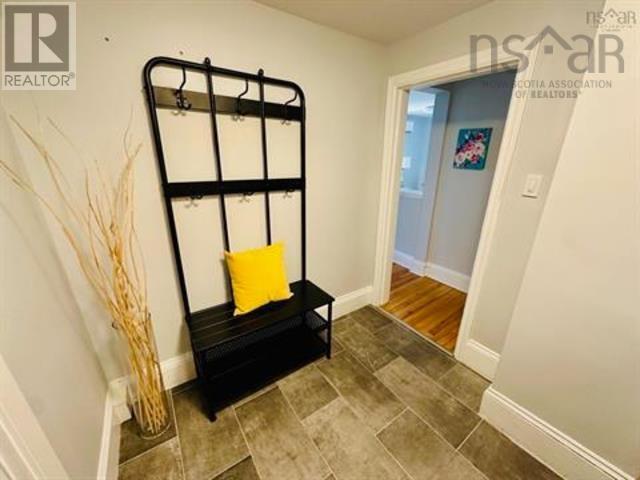 2079 & 2081 Poplar Street Property Photo 25