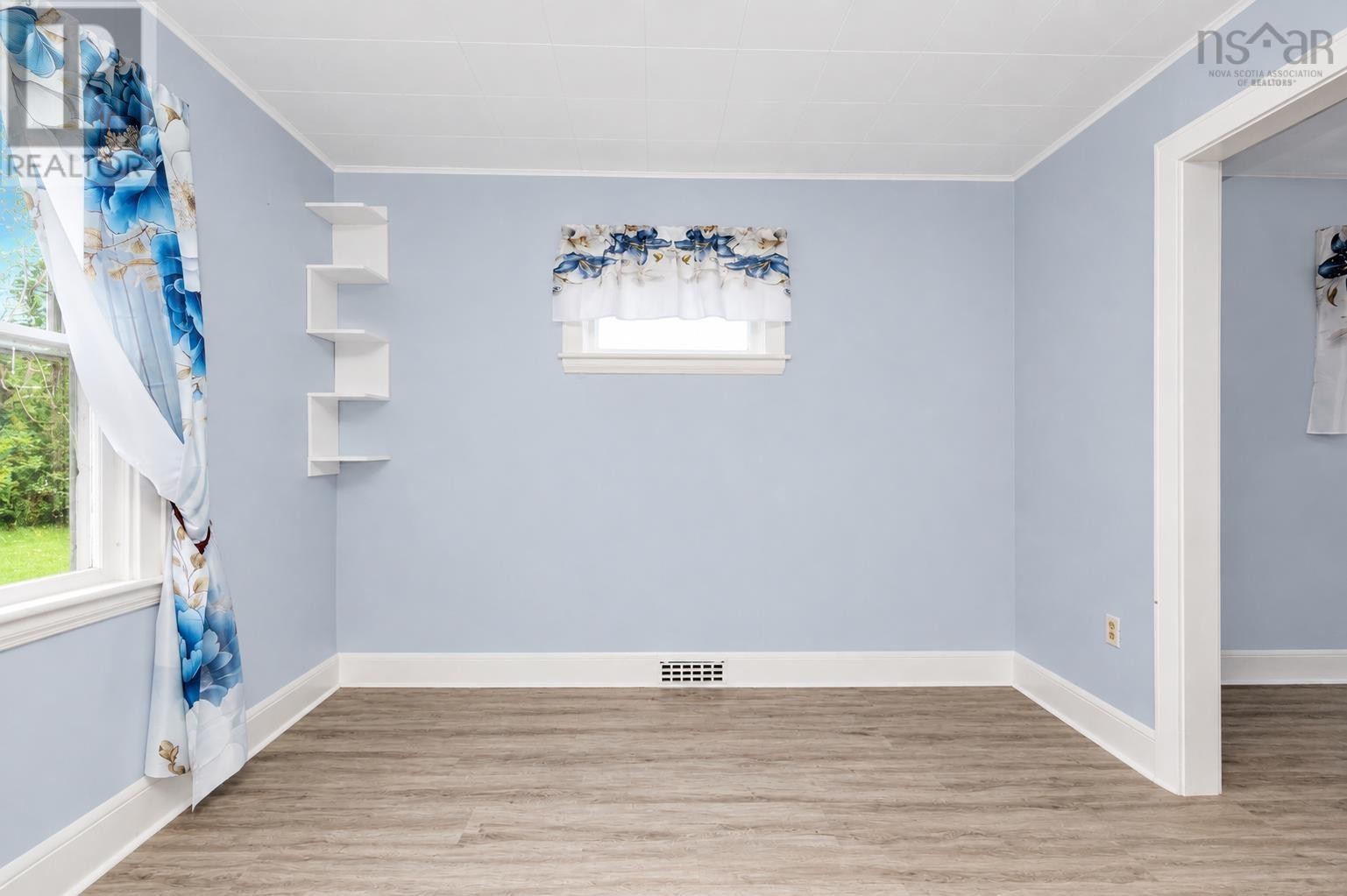 173 Cabot Street Property Photo 12