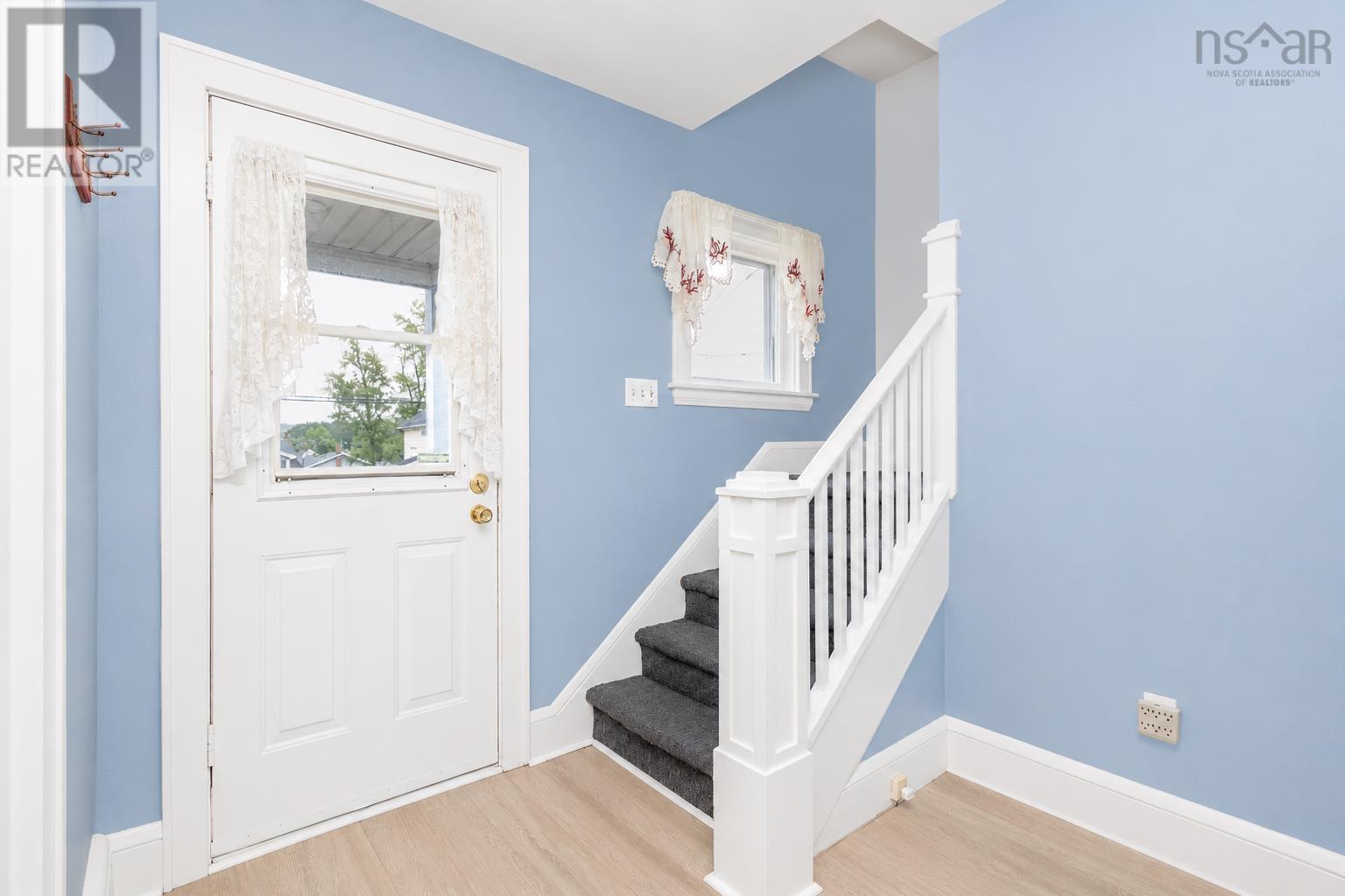 173 Cabot Street Property Photo 17