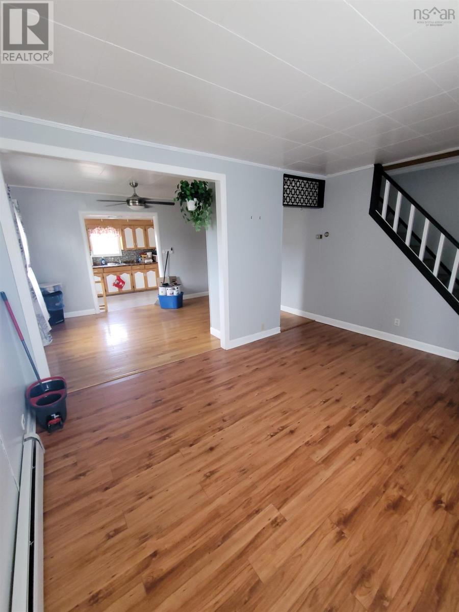 2 Davis Street Property Photo 6