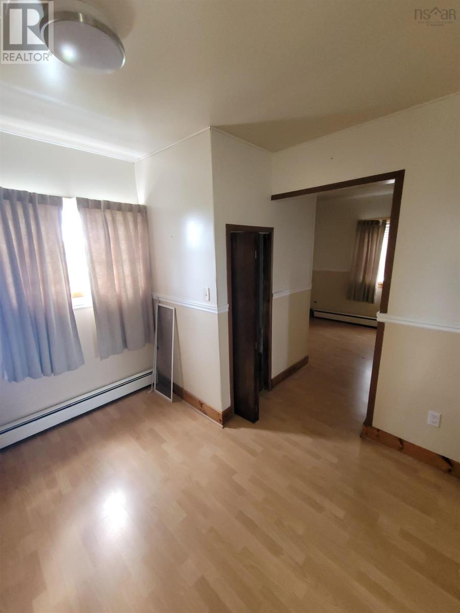 2 Davis Street Property Photo 12