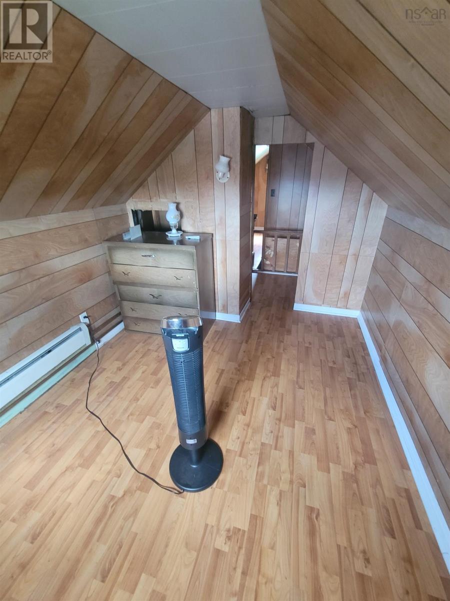 2 Davis Street Property Photo 15