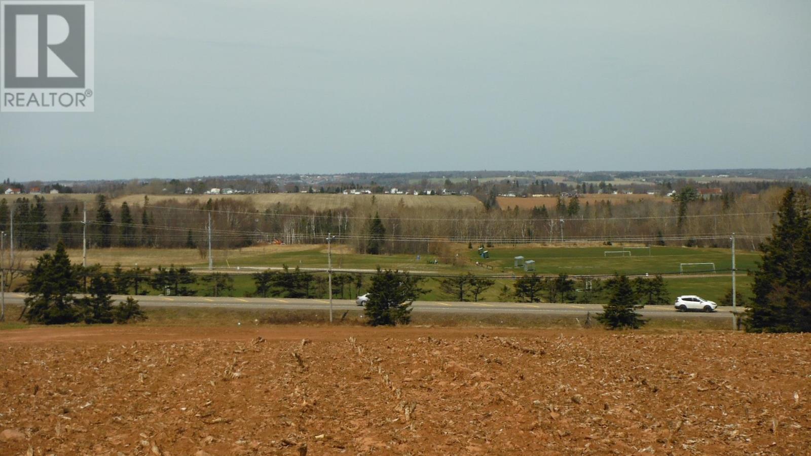 Trans Canada Highway Property Photo 1