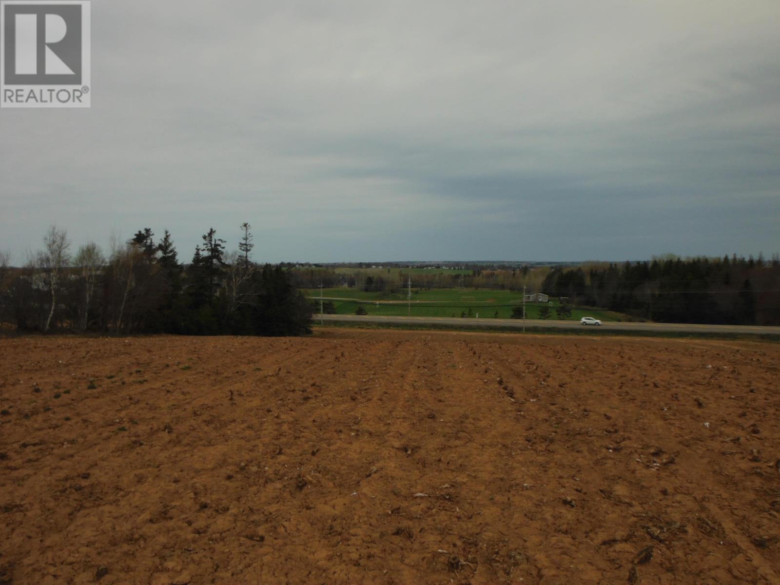 Trans Canada Highway Property Photo 13