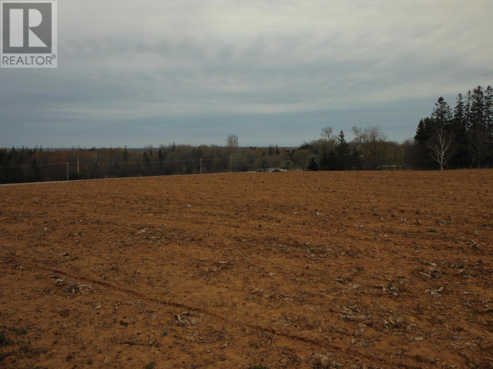 Trans Canada Highway Property Photo 20
