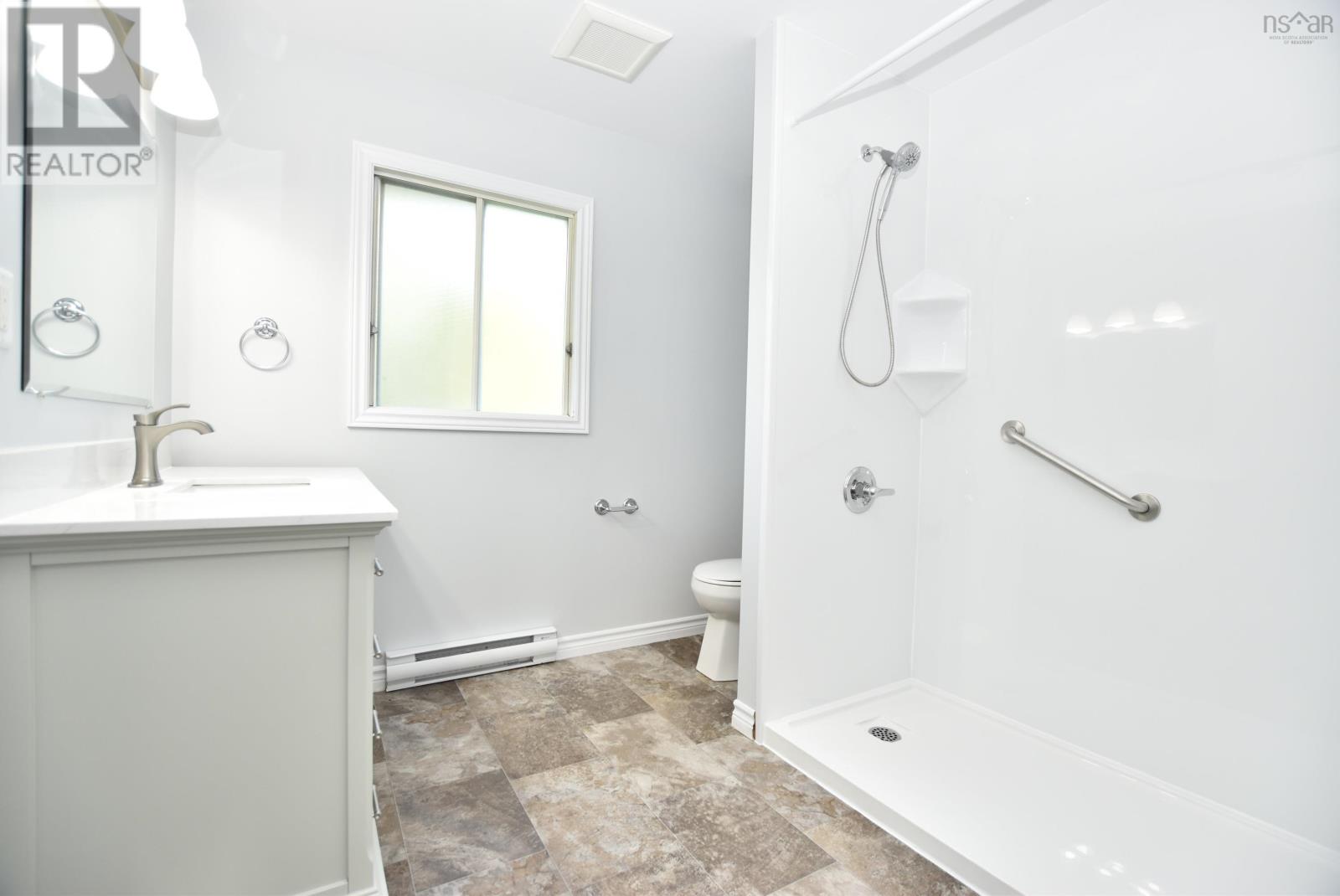 33 Denneb Crescent Property Photo 21