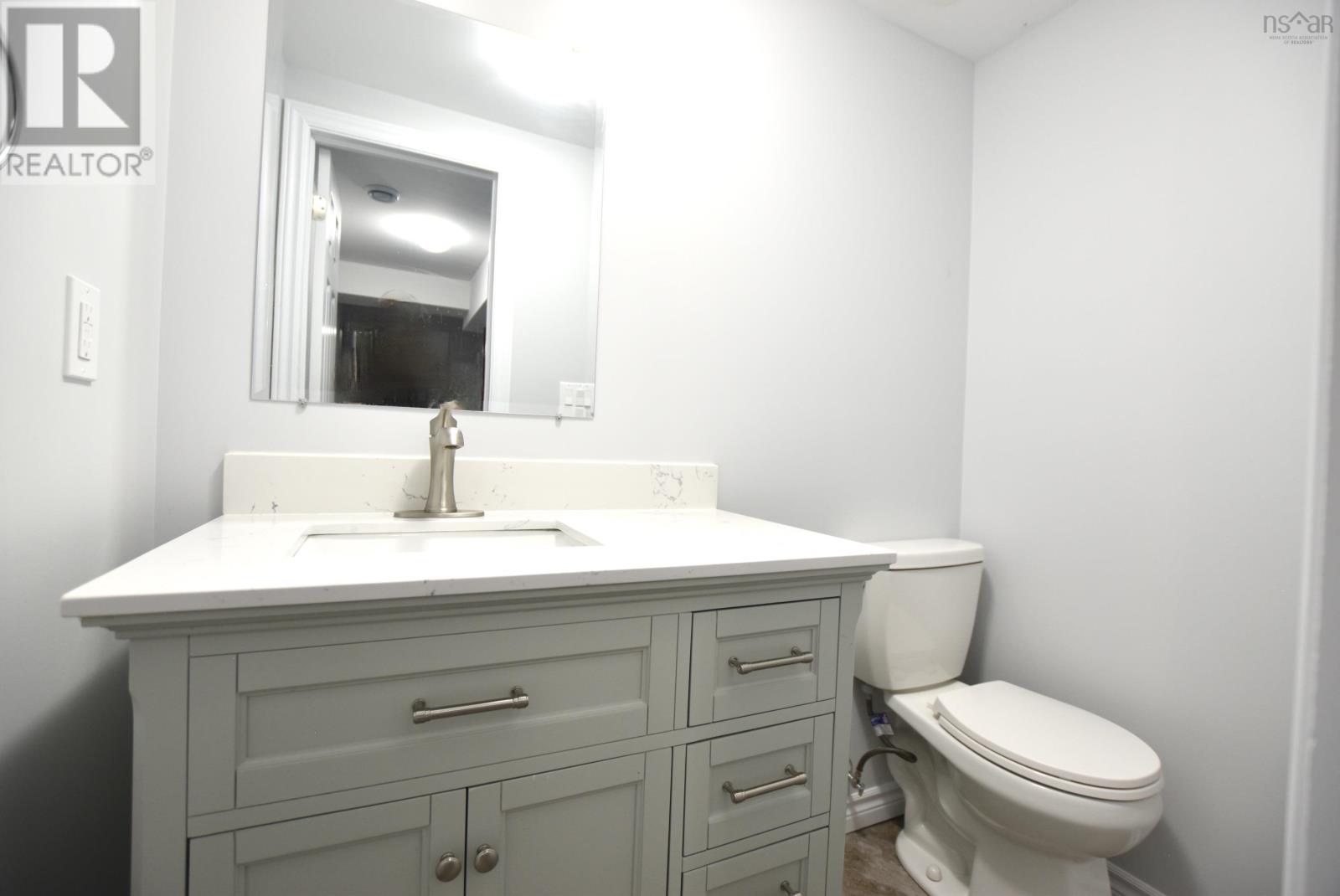 33 Denneb Crescent Property Photo 28