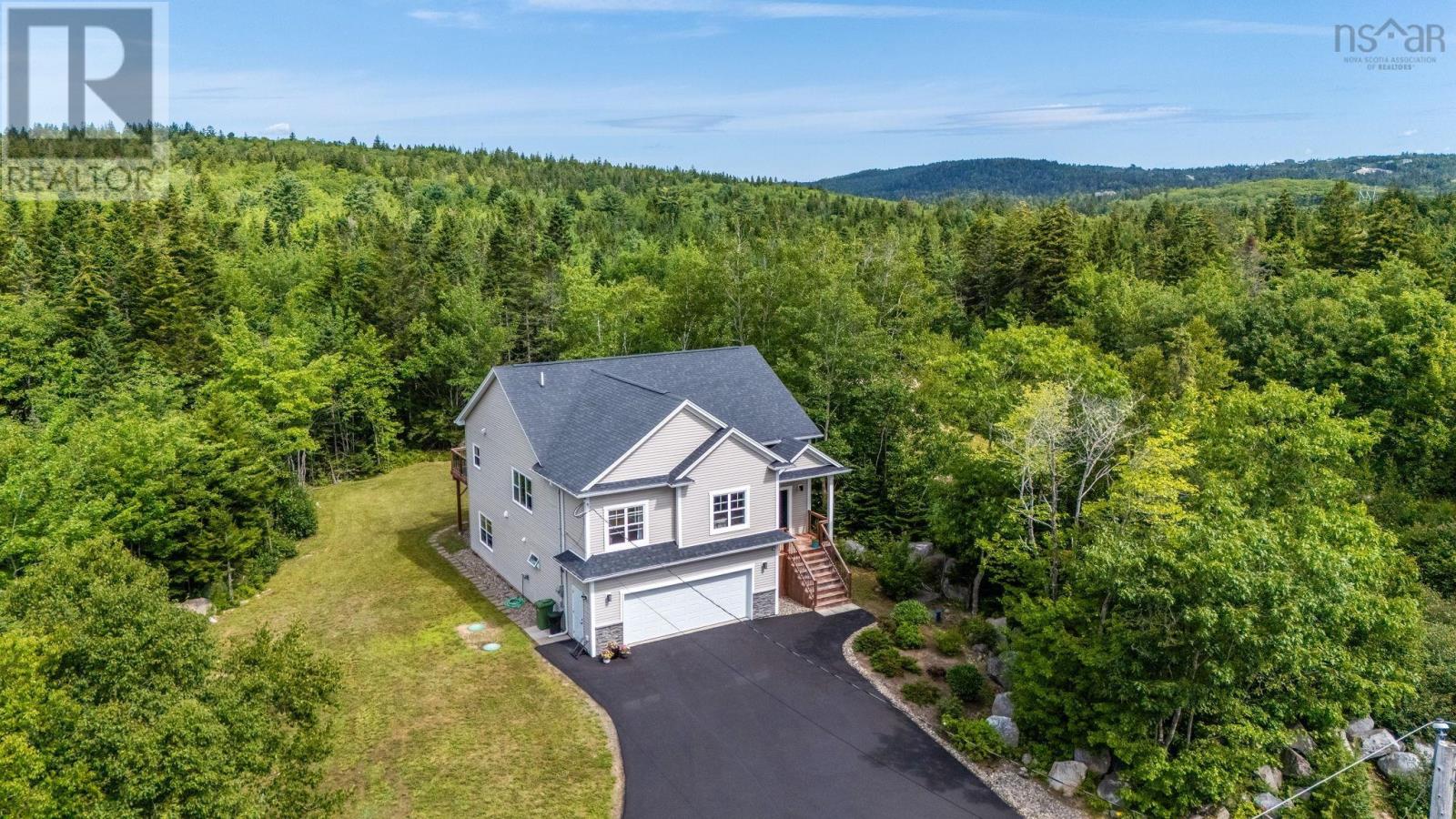 7 Clearwood Court Property Photo 1