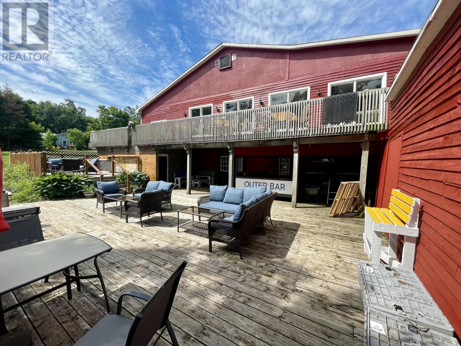4557 Wharf Road Property Photo 9