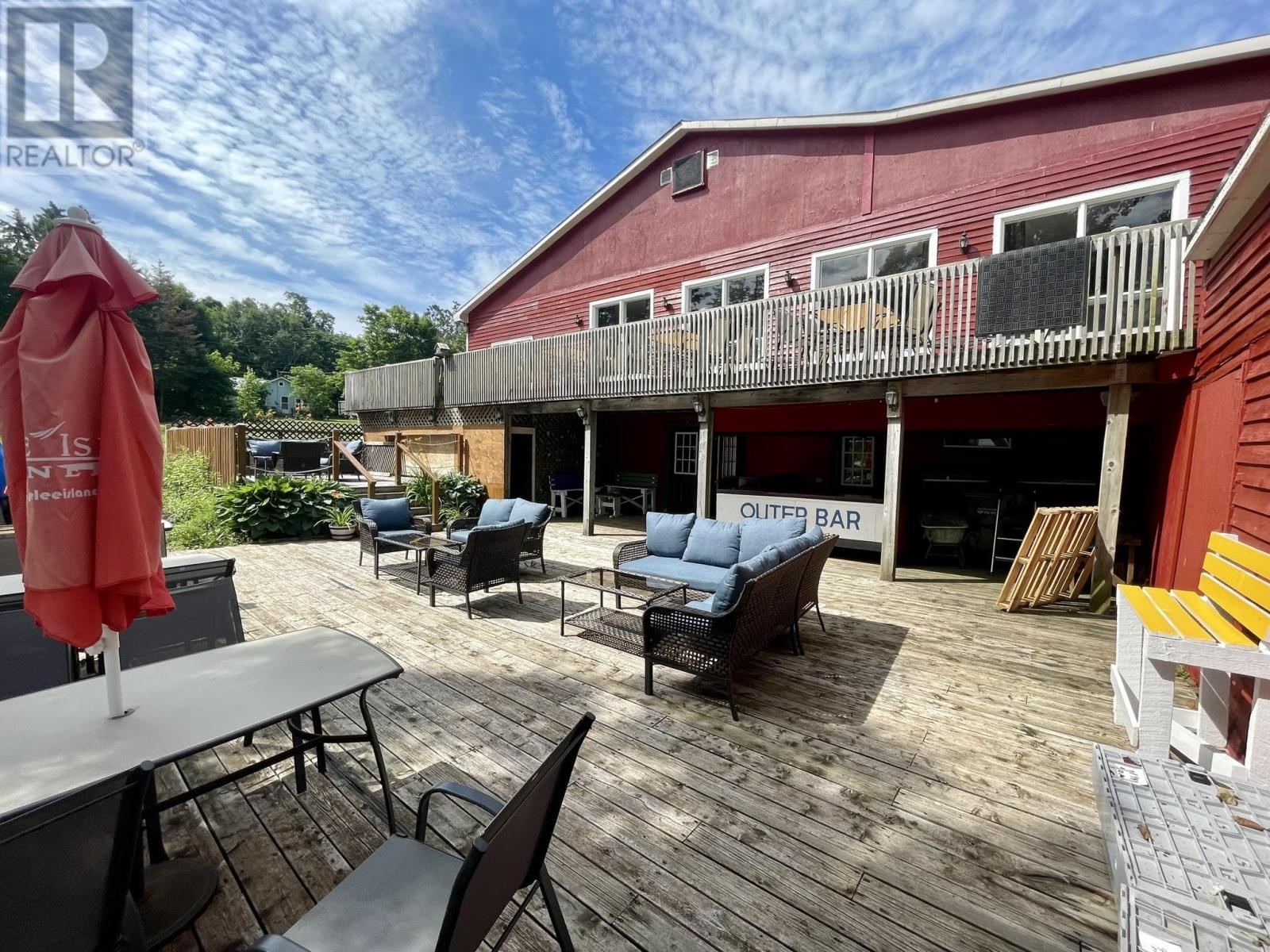 4557 Wharf Road Property Photo 11