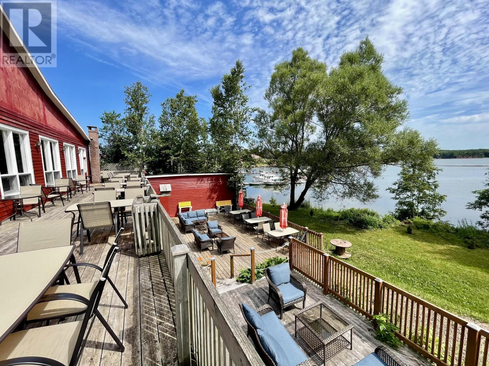 4557 Wharf Road Property Photo 15