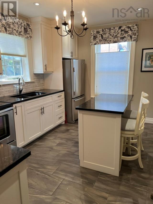 86 Queen Street Property Photo 6
