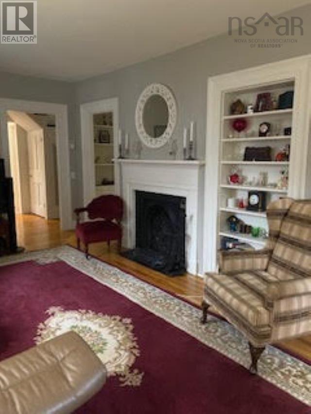 86 Queen Street Property Photo 11