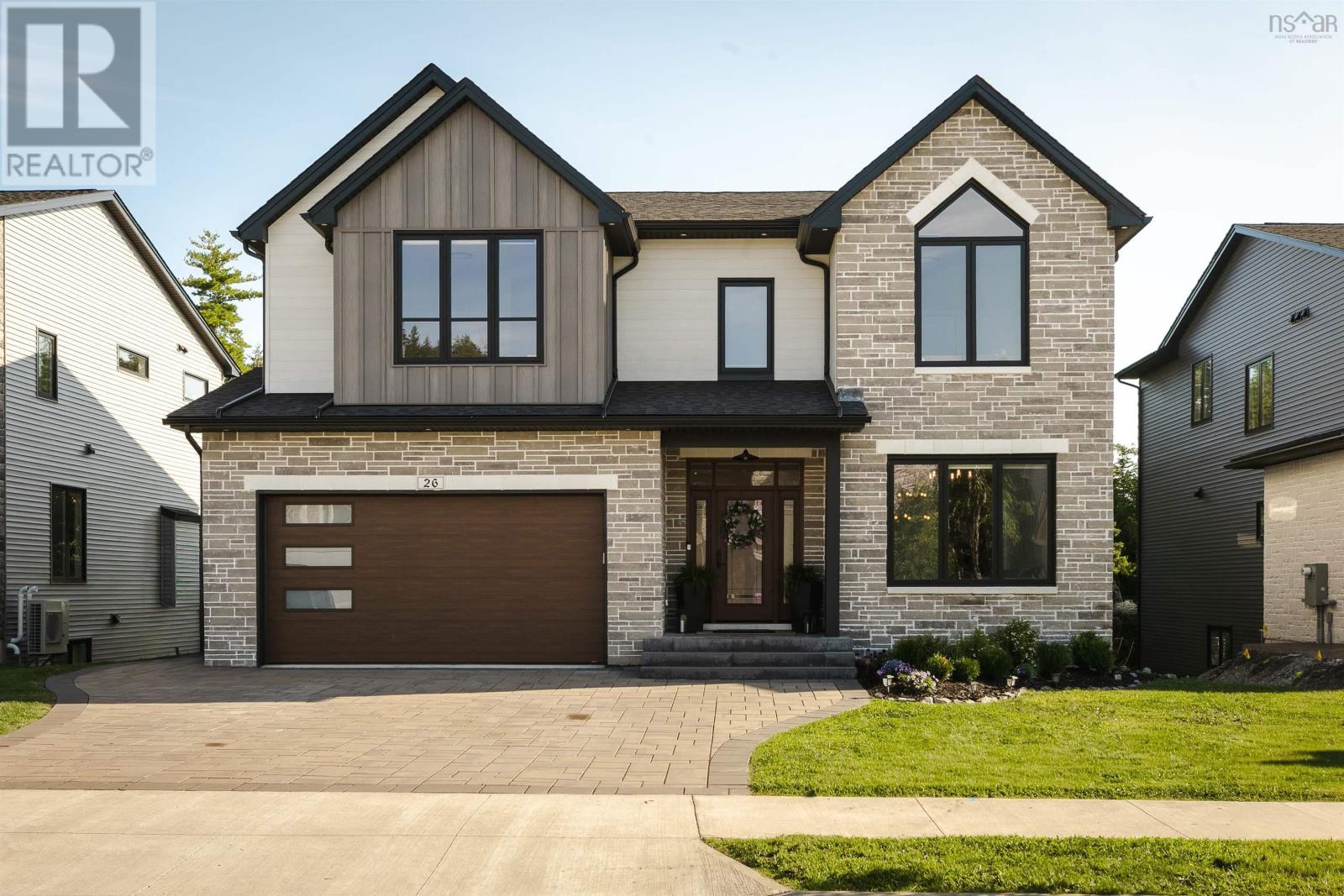 26 Glissade Court