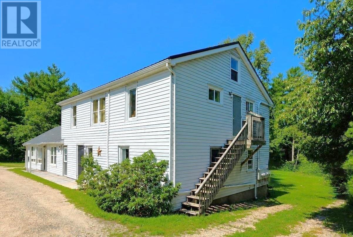 7402 3 Highway Property Photo 1