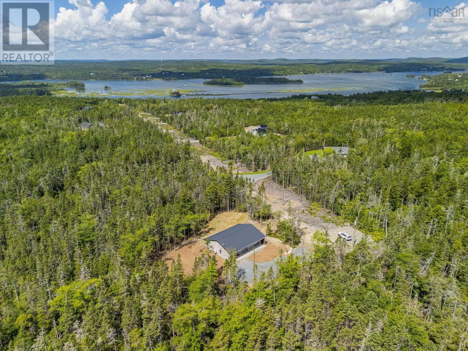 165 Beau Run Property Photo 32