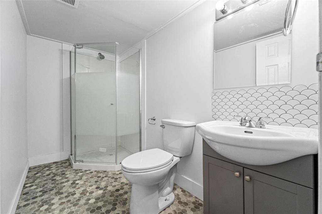 311 Antrim Road Property Photo 31