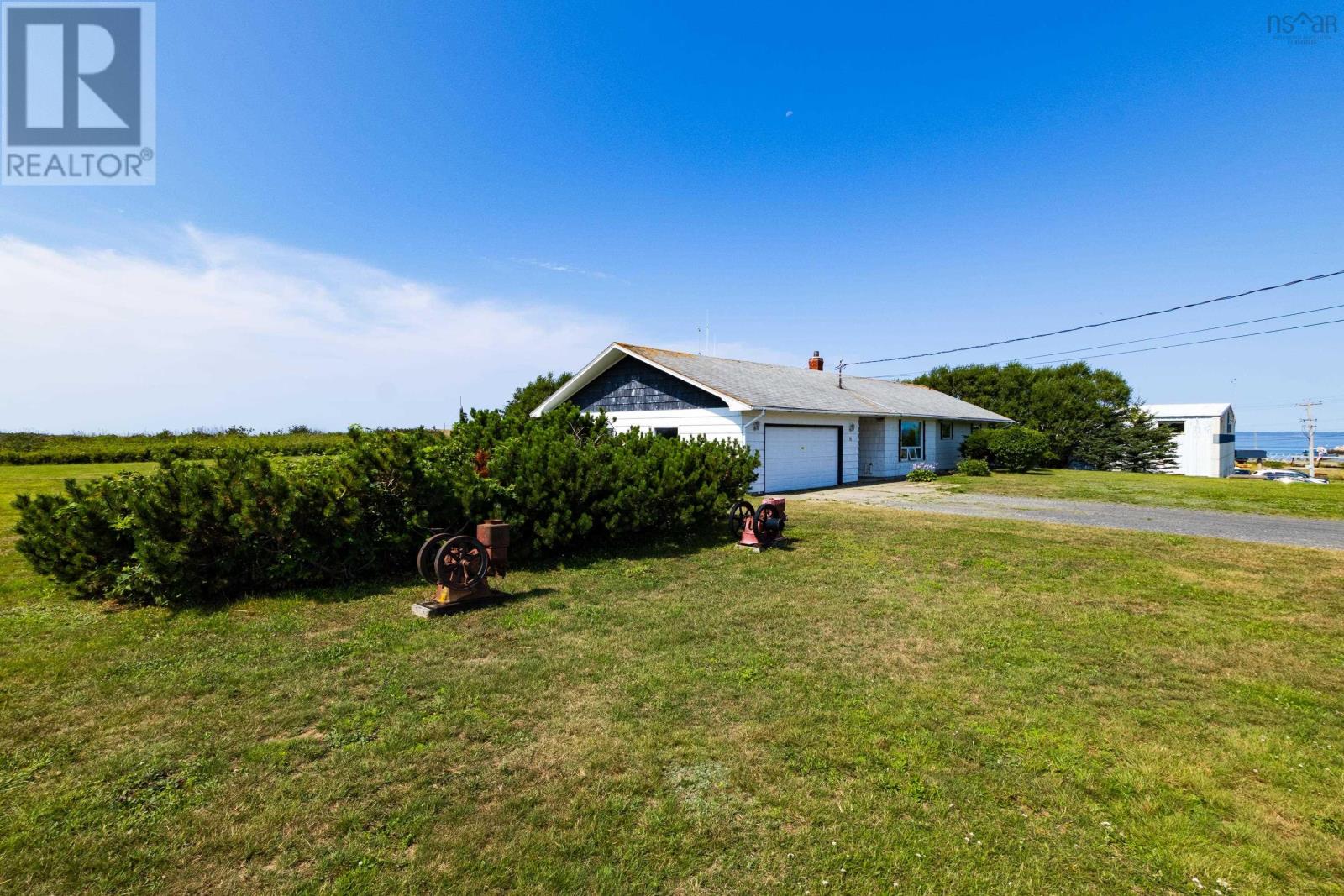 76 Saulnierville Wharf Road Property Photo 4