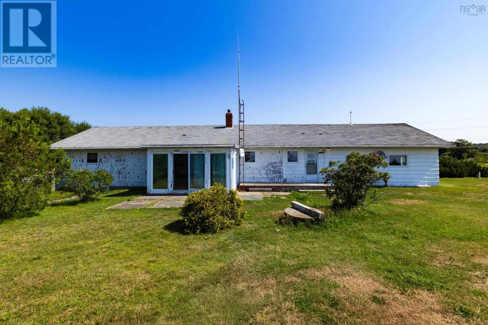 76 Saulnierville Wharf Road Property Photo 9