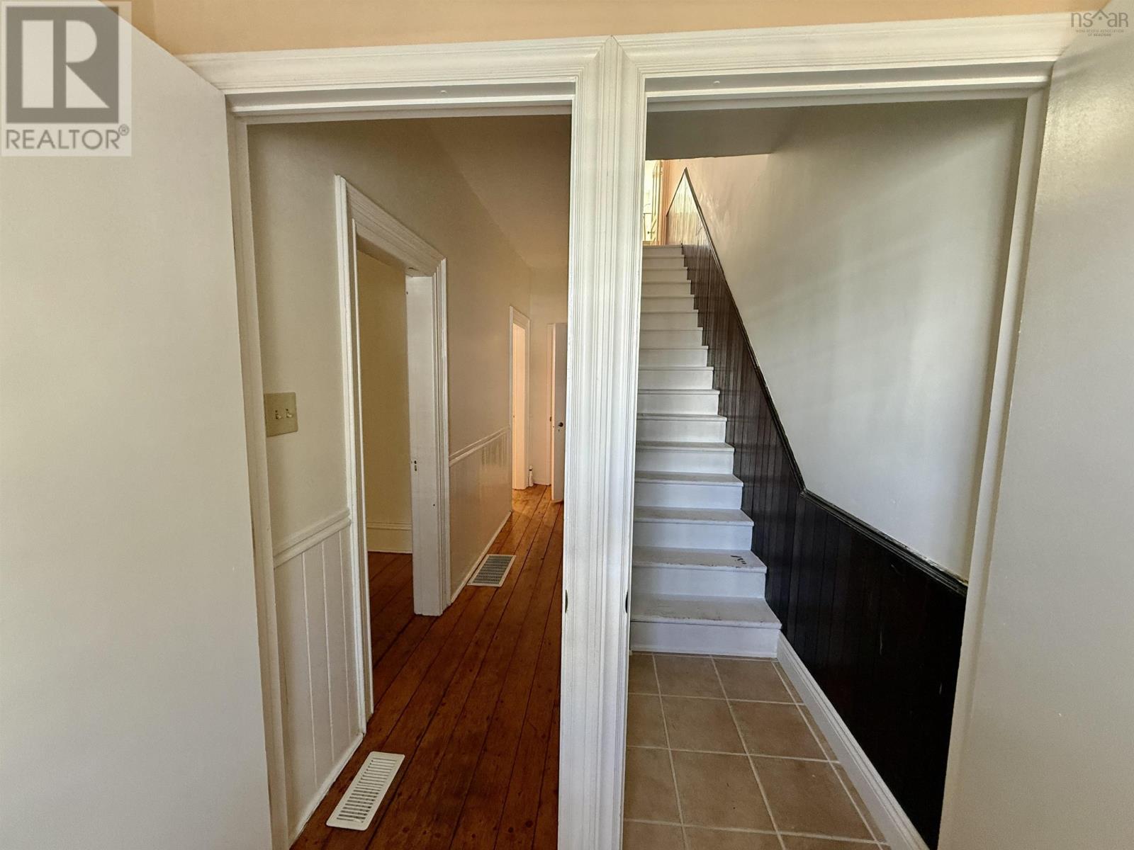 6312 Chebucto Road Property Photo 6
