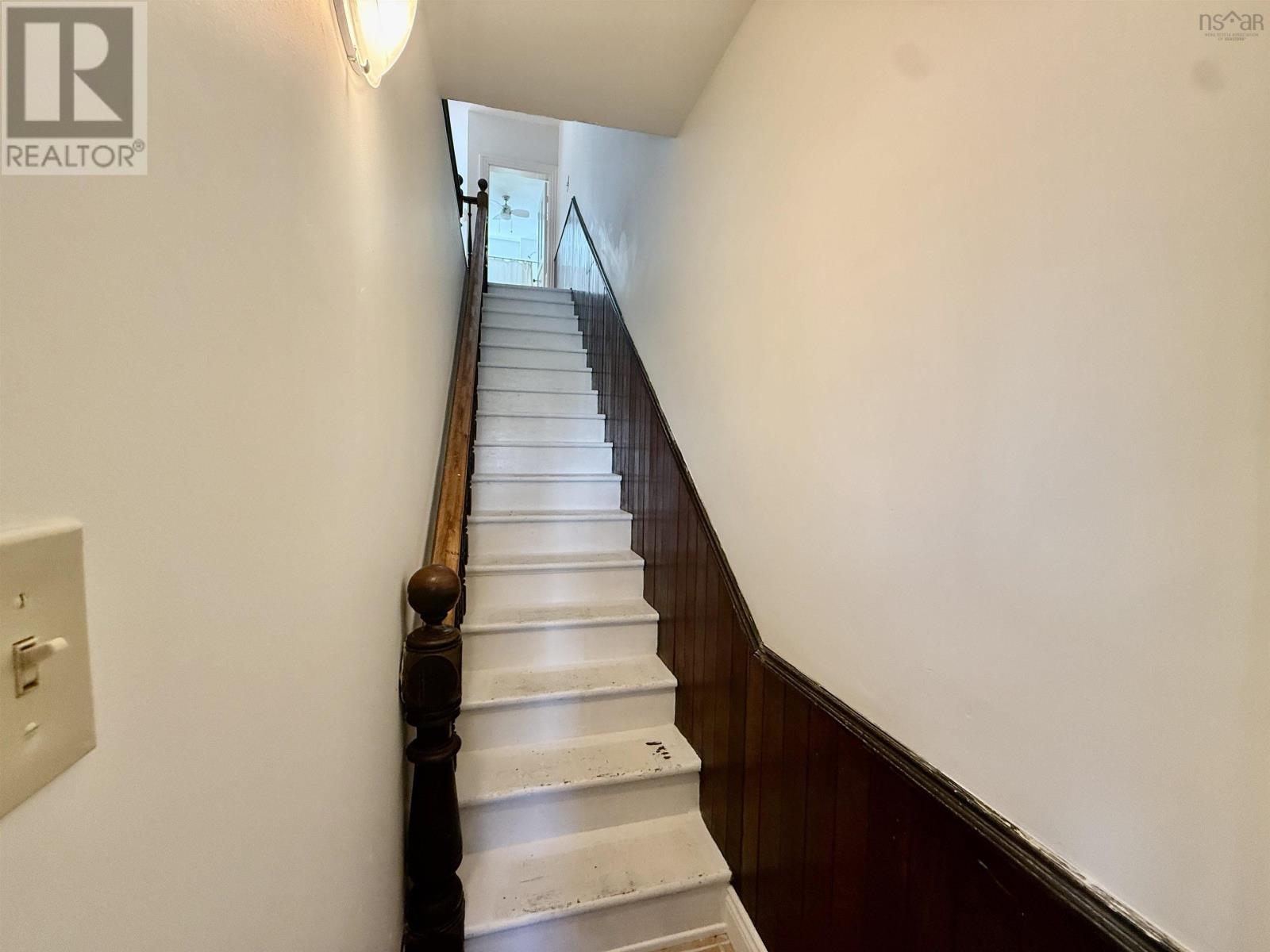 6312 Chebucto Road Property Photo 7