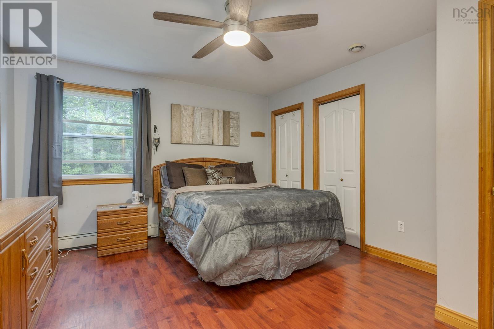 9 Pine Street Property Photo 16
