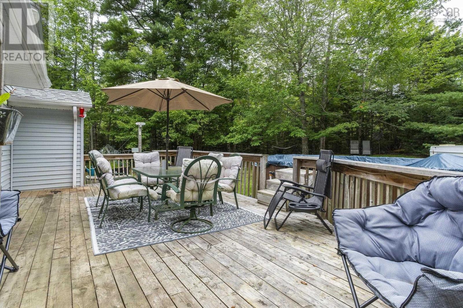 9 Pine Street Property Photo 35
