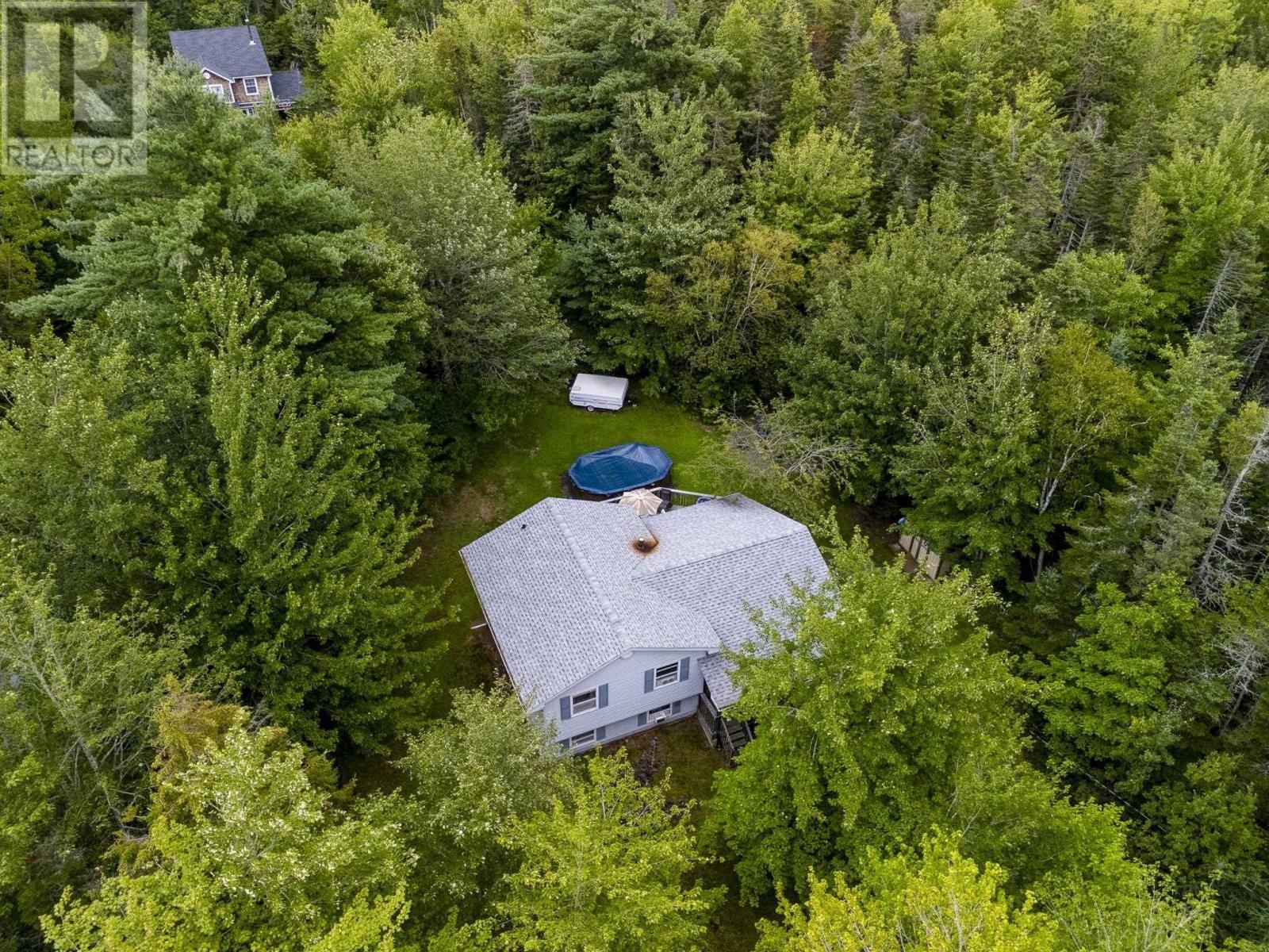 9 Pine Street Property Photo 40
