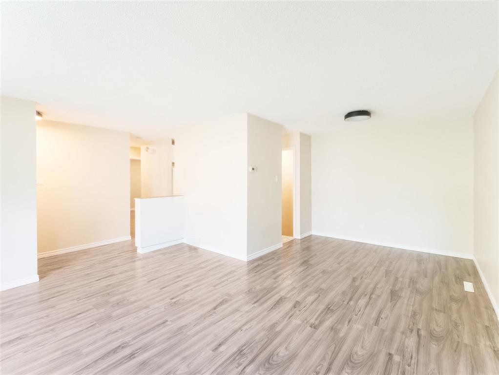 174 Hazelwood Crescent Property Photo 7