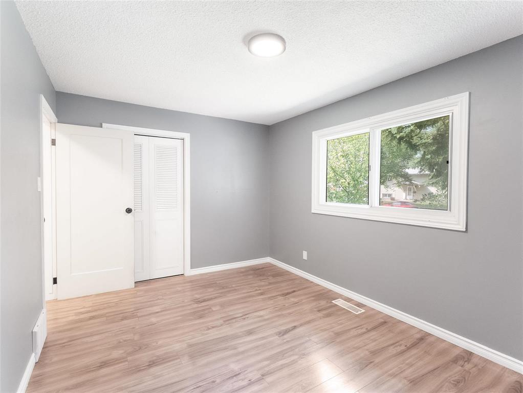 174 Hazelwood Crescent Property Photo 16