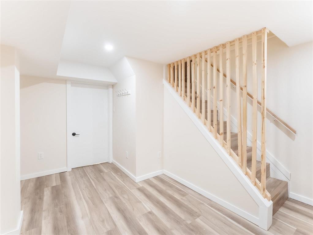 174 Hazelwood Crescent Property Photo 21