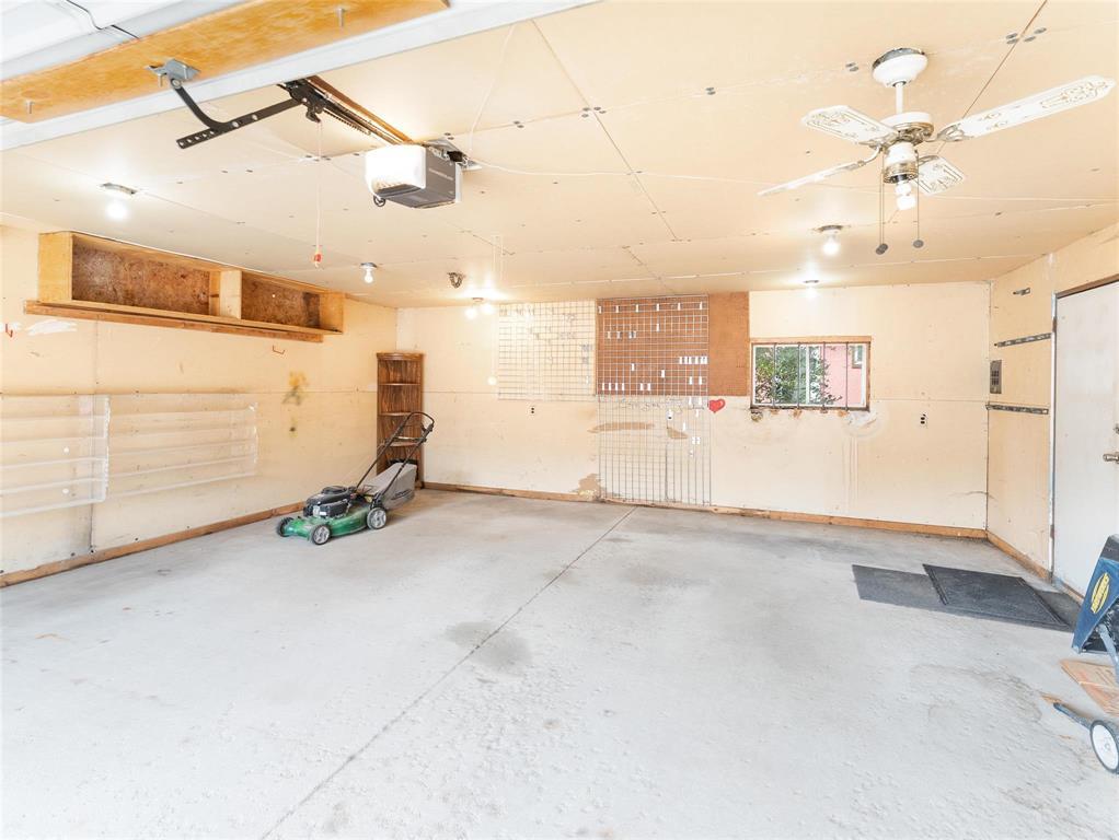 174 Hazelwood Crescent Property Photo 34