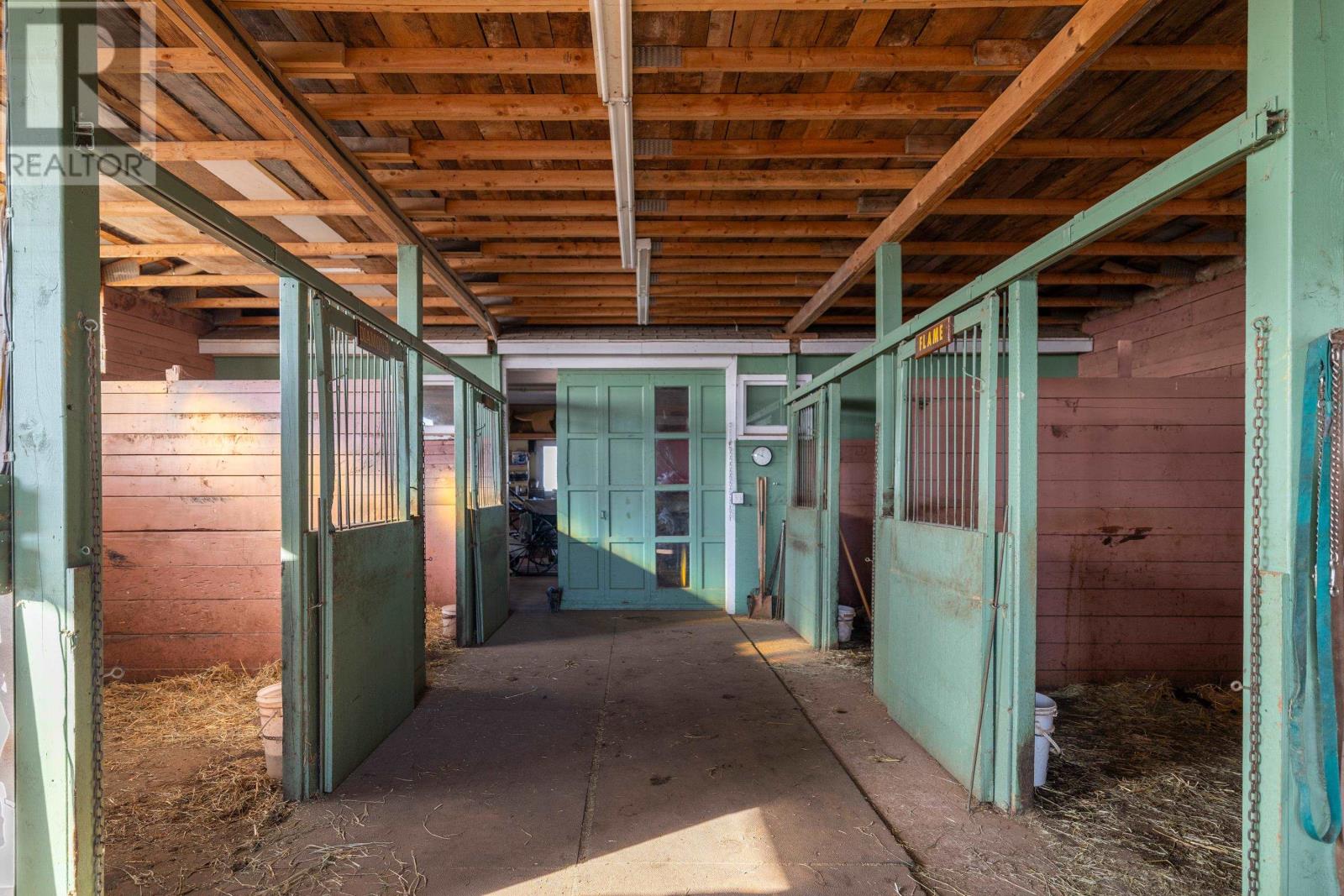 26 Gallant Lane Property Photo 8