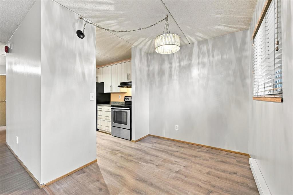 101 181 Watson Street Property Photo 6