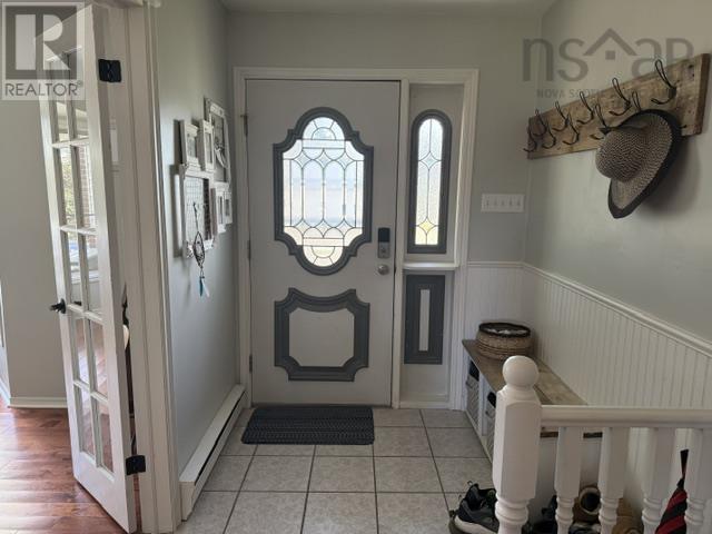 254 Hollingsworth Drive Property Photo 3