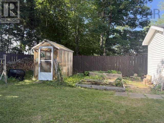 254 Hollingsworth Drive Property Photo 29