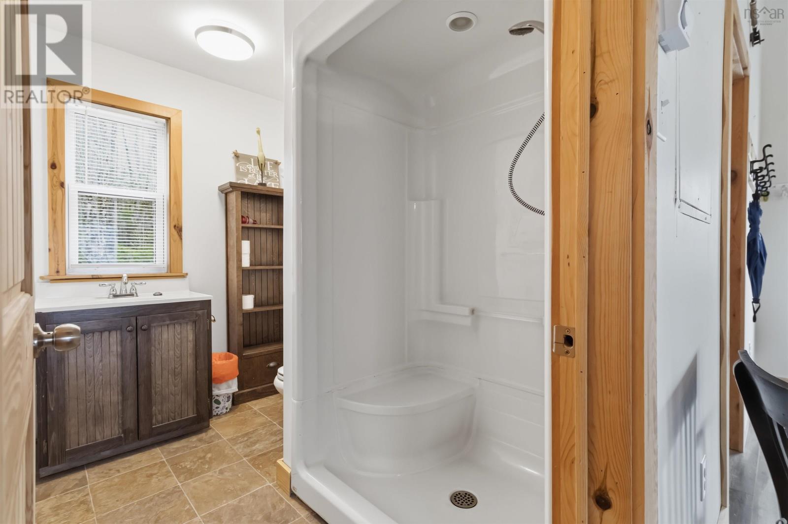 630 Elmwood Extension Property Photo 25