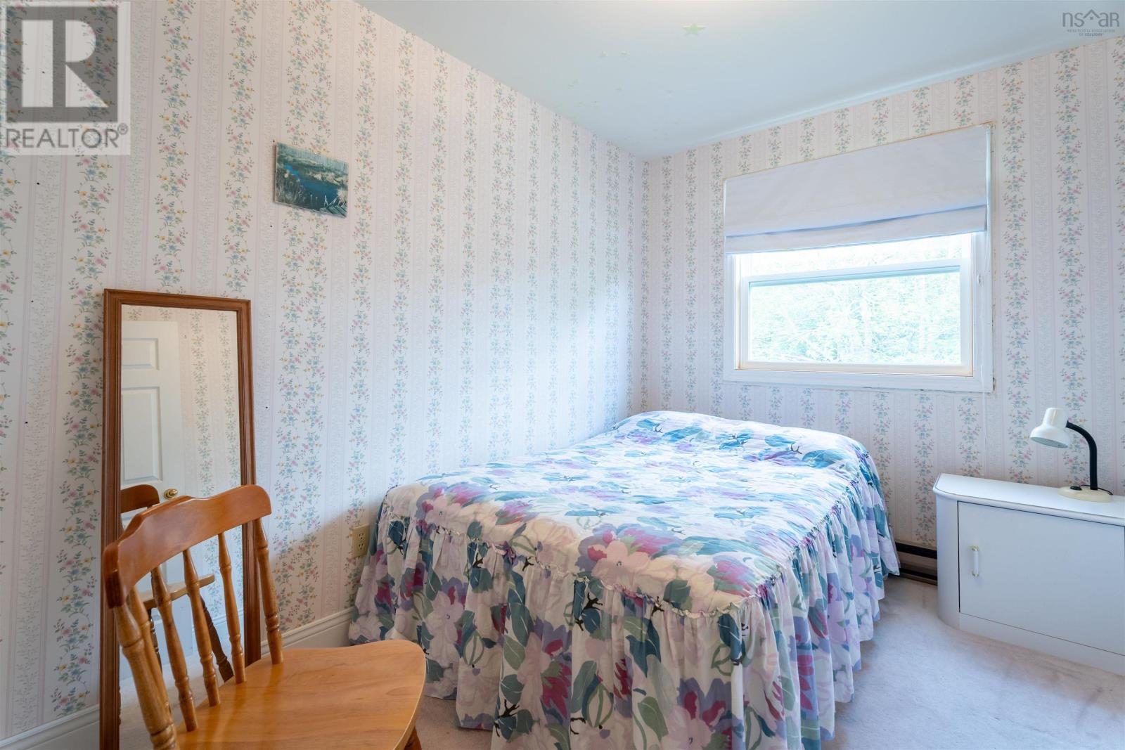 20 Governors Lake Drive Property Photo 15