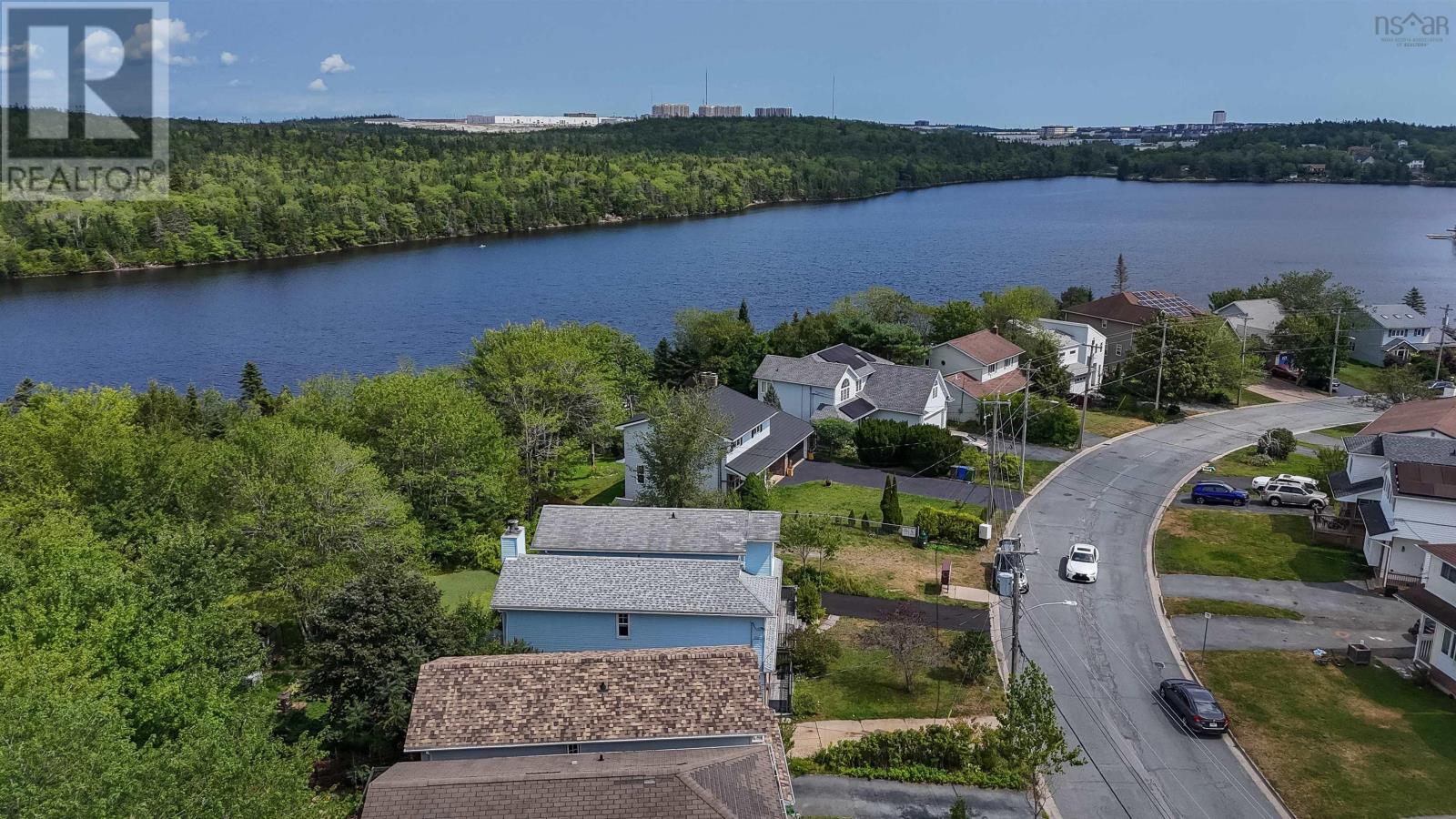 20 Governors Lake Drive Property Photo 20