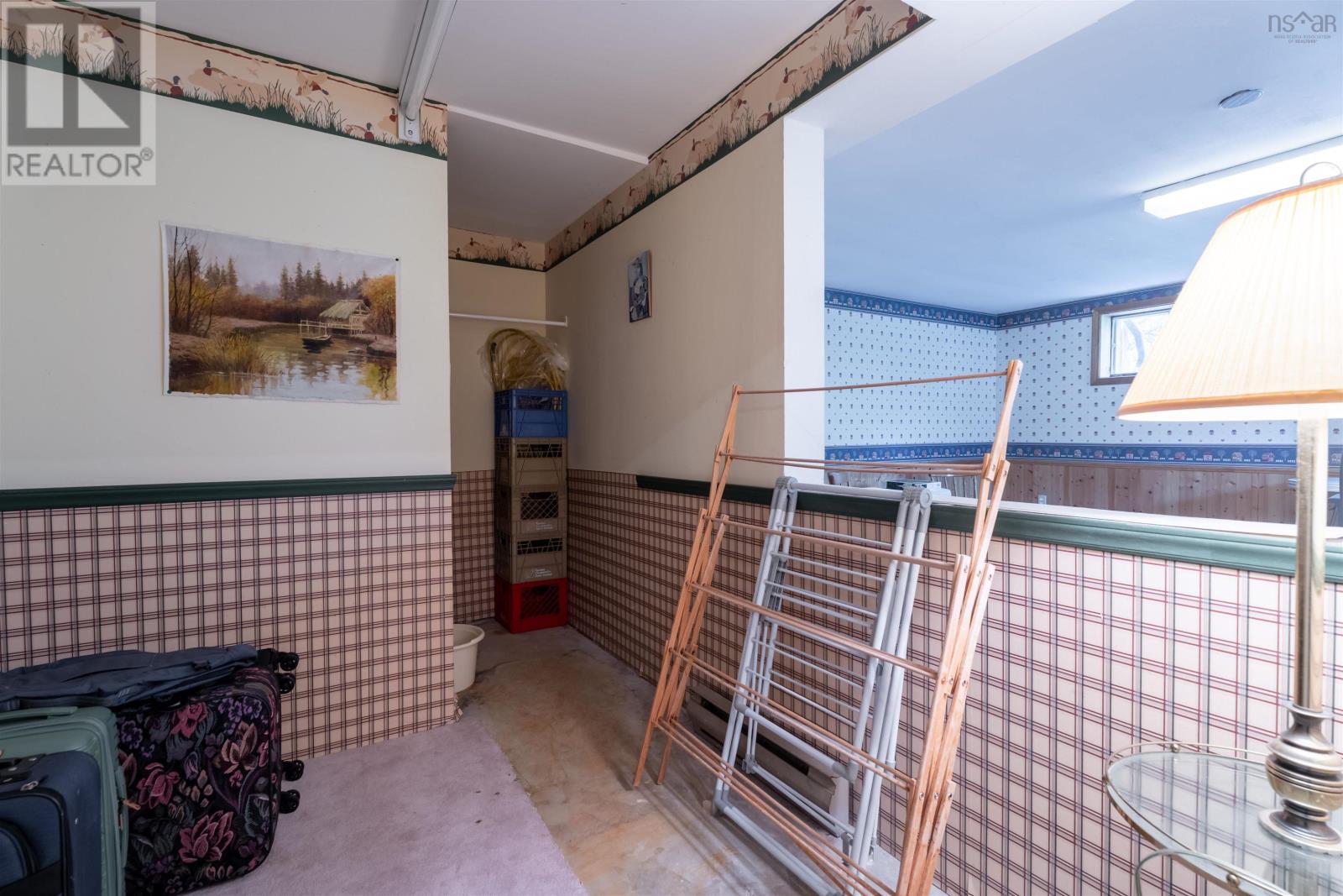 20 Governors Lake Drive Property Photo 26
