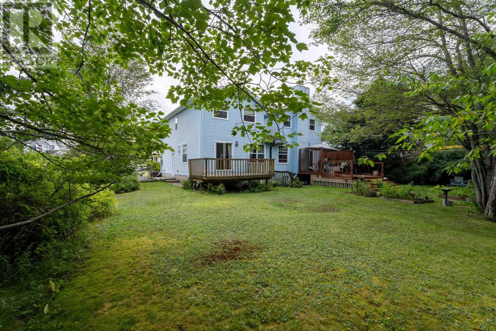 20 Governors Lake Drive Property Photo 27