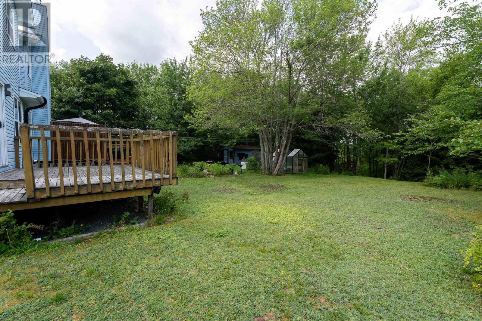 20 Governors Lake Drive Property Photo 28