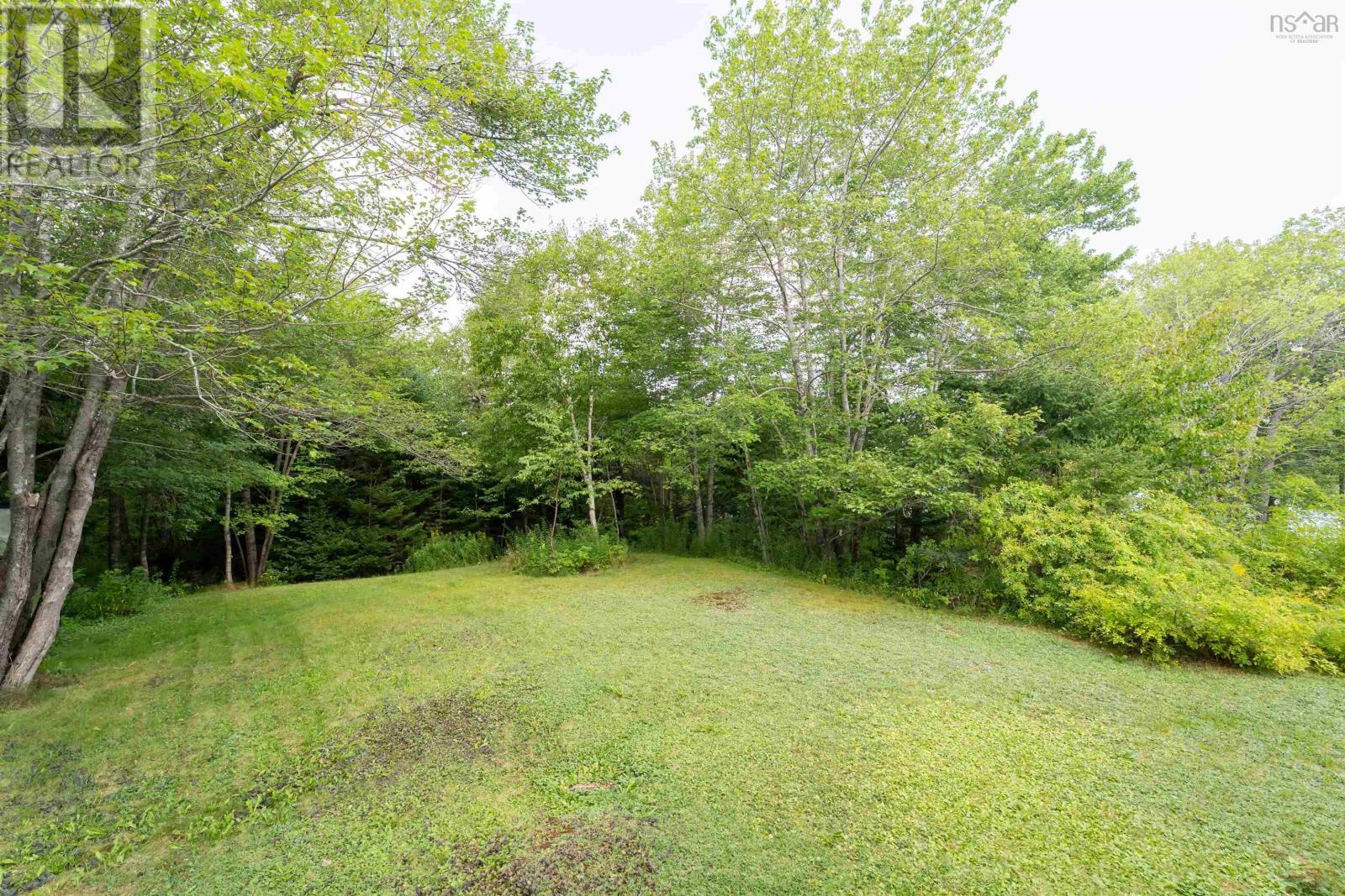 20 Governors Lake Drive Property Photo 29