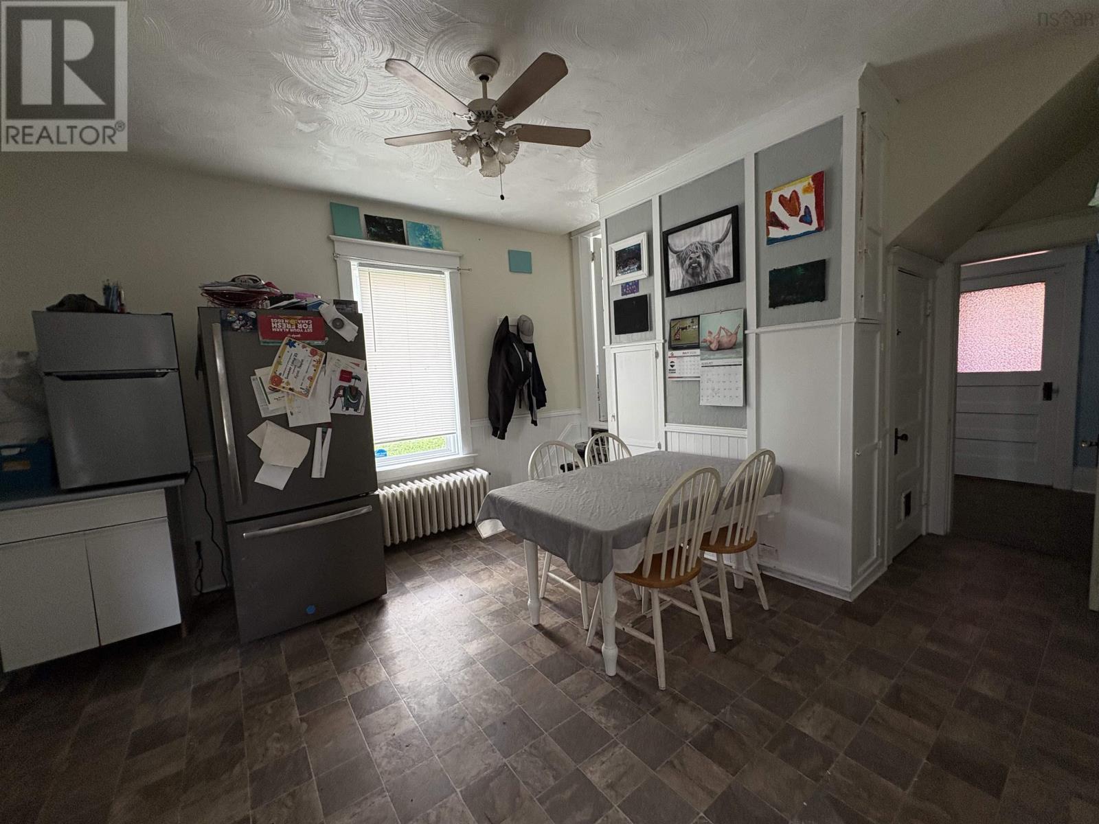 11 Victoria Avenue Property Photo 8