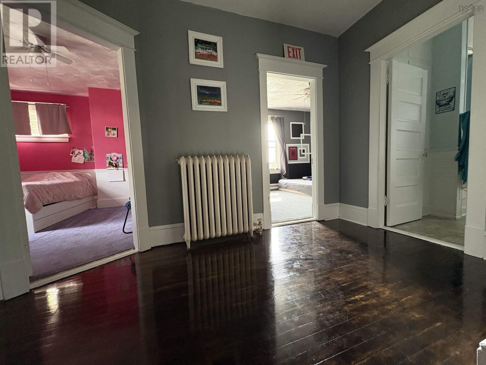 11 Victoria Avenue Property Photo 14