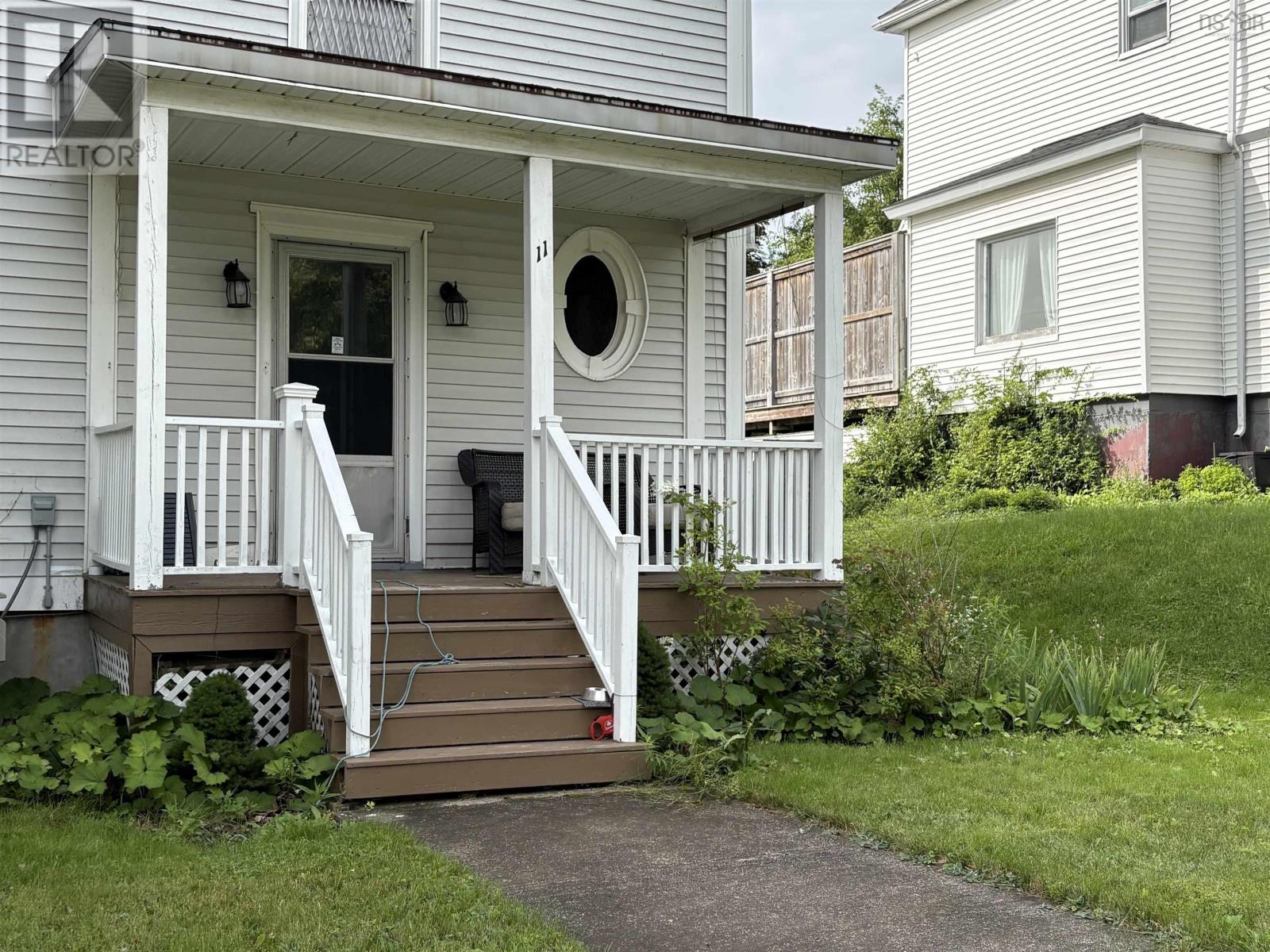 11 Victoria Avenue Property Photo 28