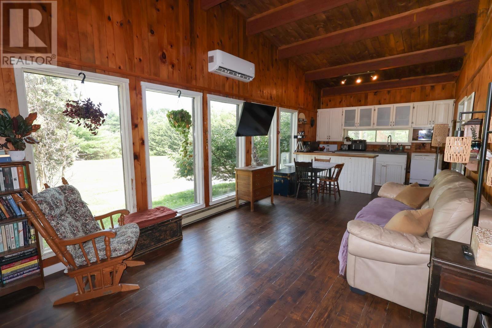 5202 Highway 210 Property Photo 7