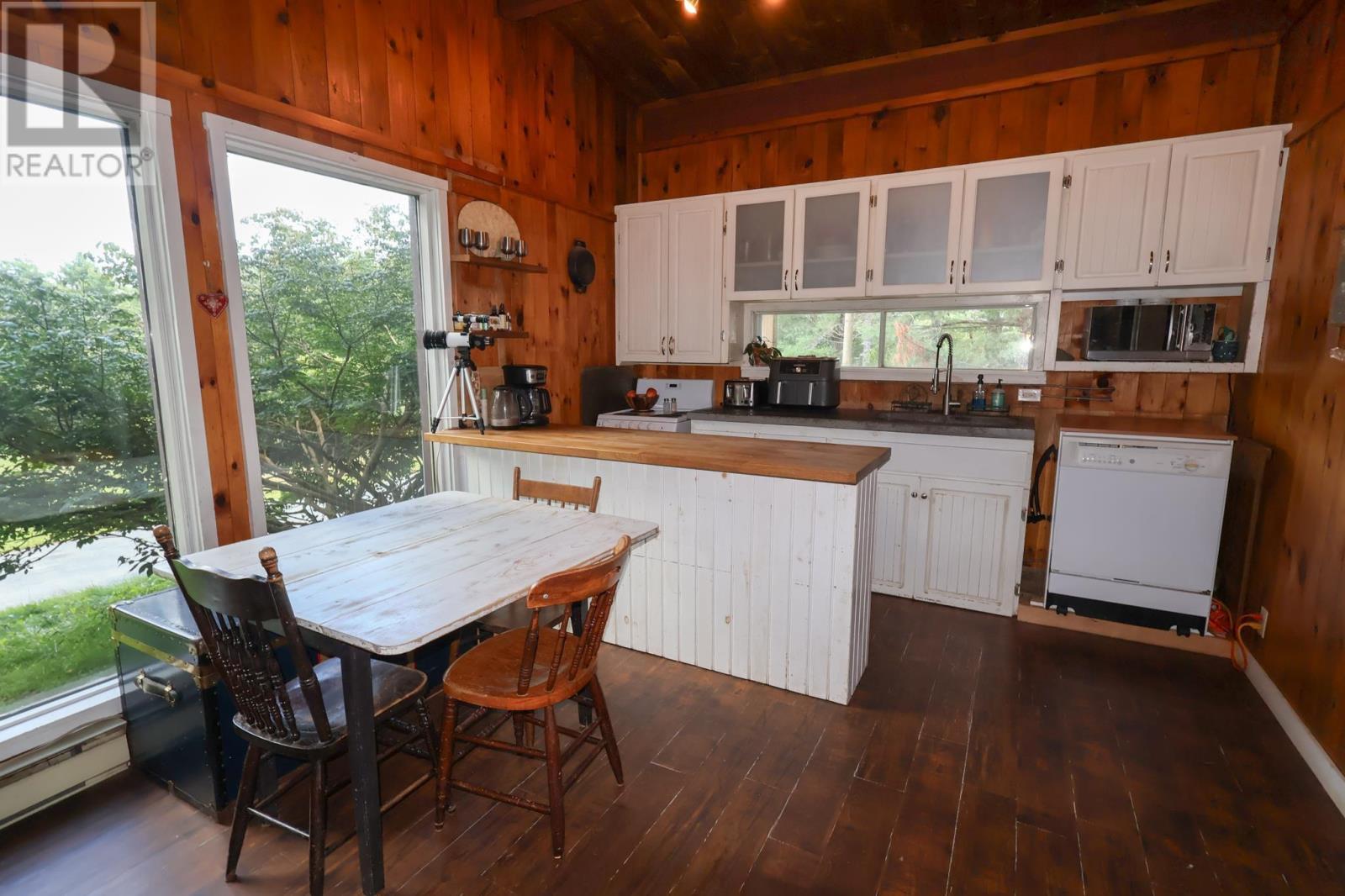 5202 Highway 210 Property Photo 12