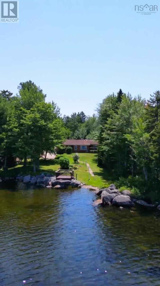 198 Spruce Drive Property Photo 1
