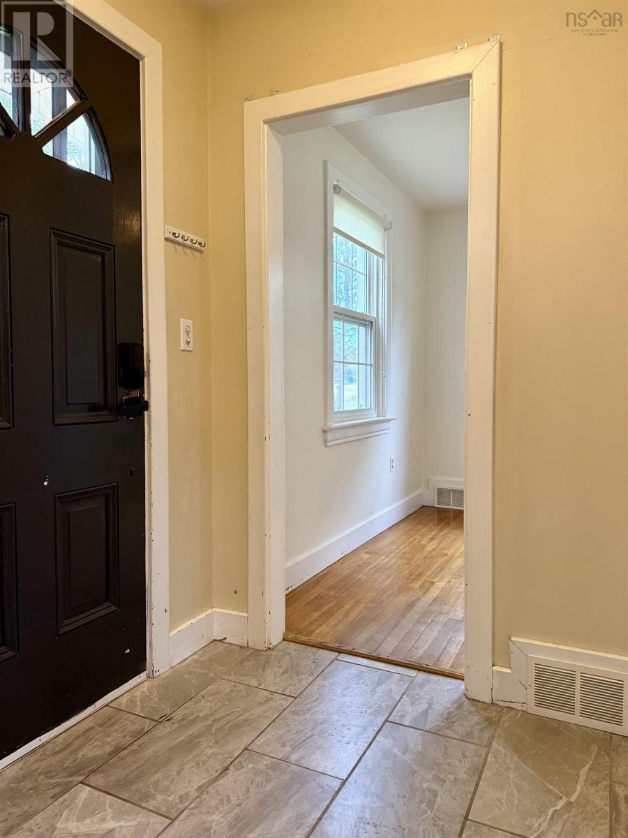 5 Elmwood Drive Property Photo 17